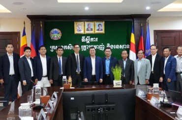 កម្ពុជាត្រៀមរៀបចំពិធីនាំចេញចំណិតដំឡូងមីក្រៀមត្រង់ទៅប្រទេសចិន ជាមួយសហភាពសហគមន៍កសិកម្មបន្លែសុវត្ថិភាពកម្ពុជា